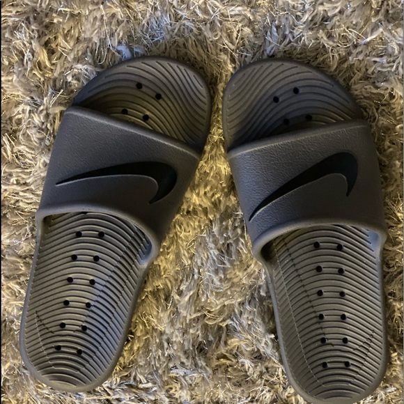 nike beach slides